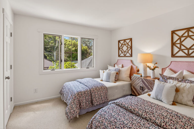 Bedroom (2)