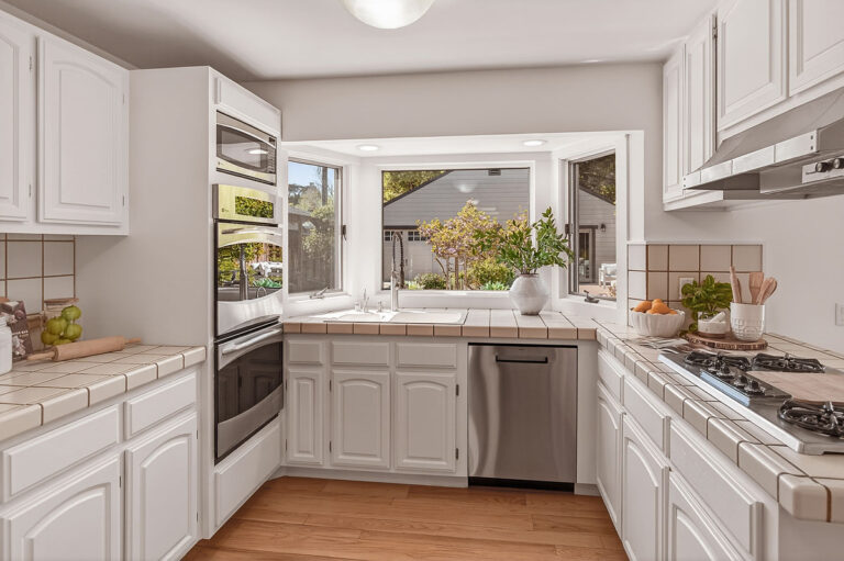 Kitchen (2)